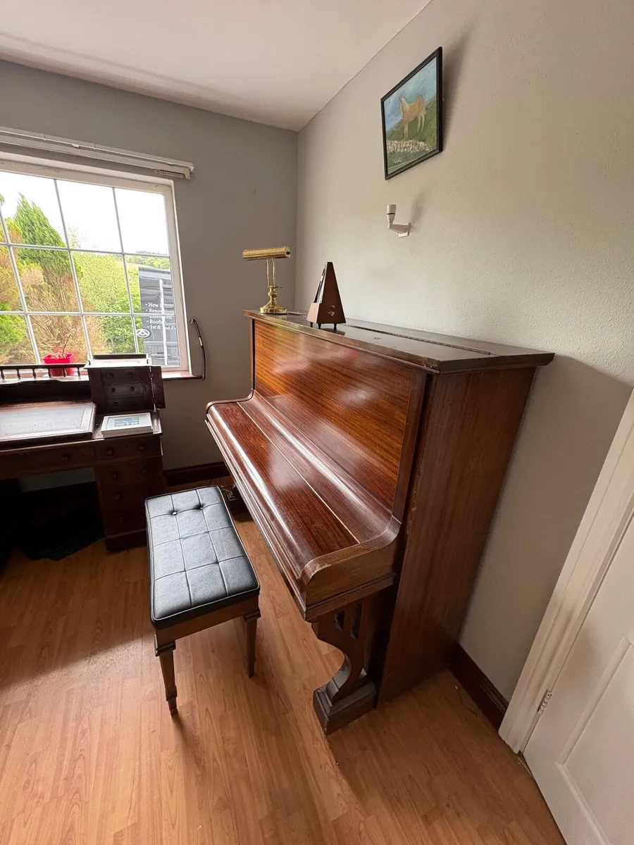 Piano - Image 3