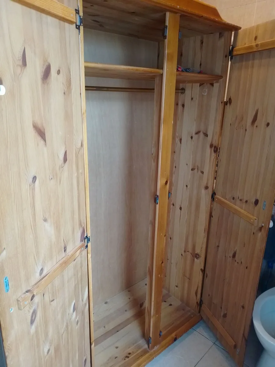 Wardrobe - Image 2