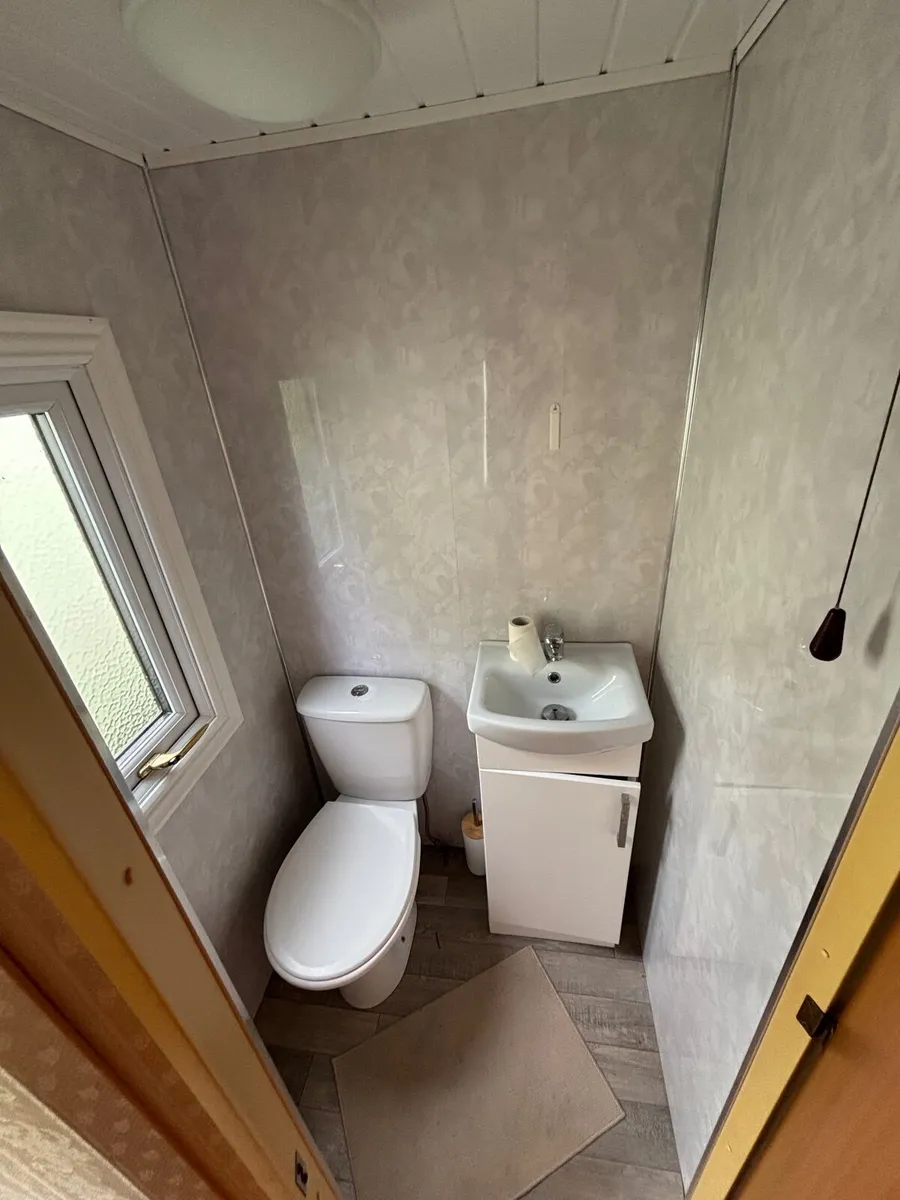 4 bed Double glazed mobile home - Image 3