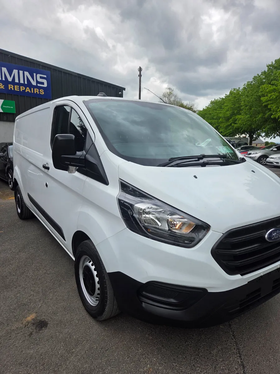 Ford Transit Custom 2022 - Image 3