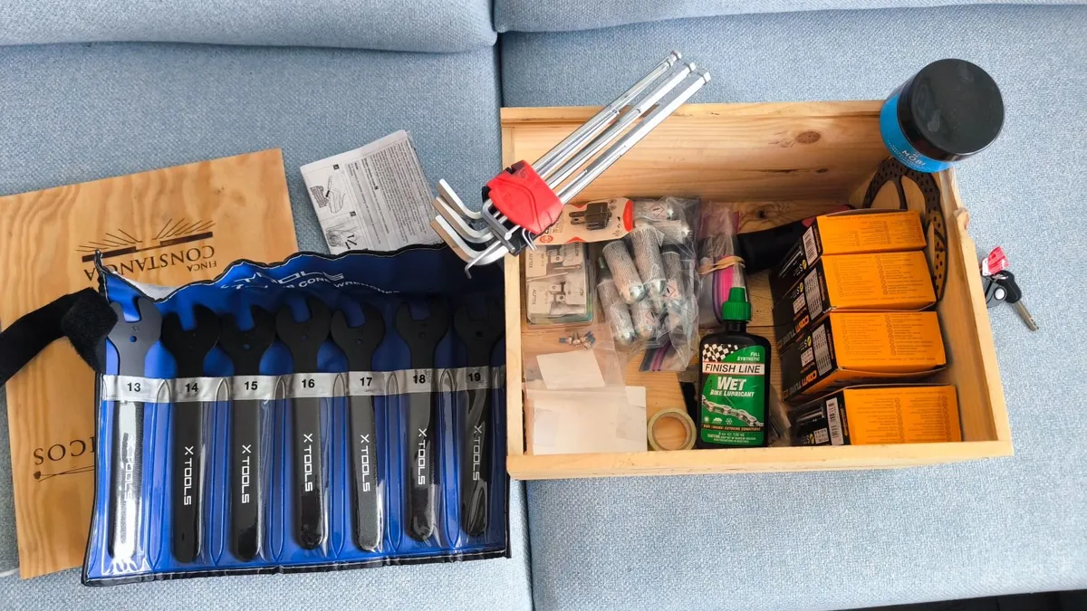 Cycling Parts & Accessories Bundle — Dublin - Image 1