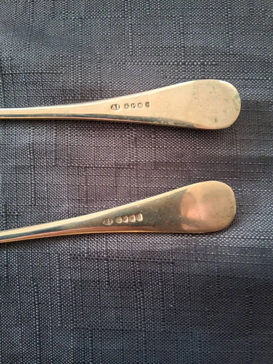 2 Silver Plated Cheese Knives - Image 2