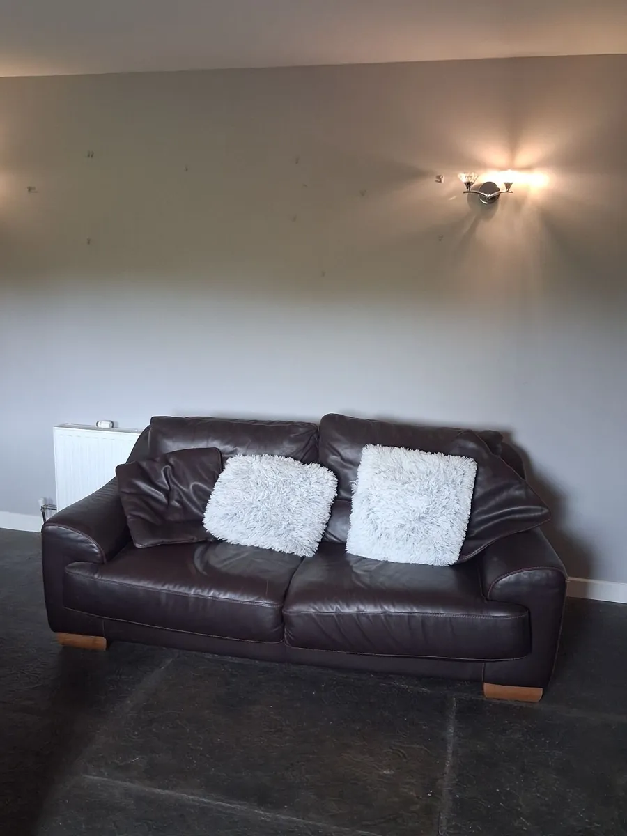 Leather 3 seater - Image 1