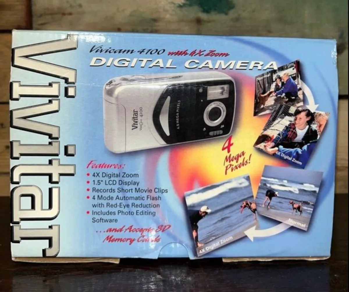 Digital Camera - Image 2