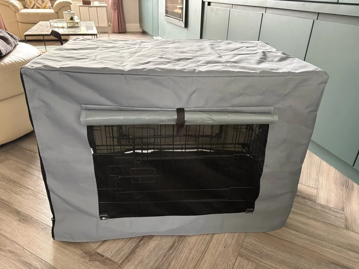 Dog crate and cover - Image 4