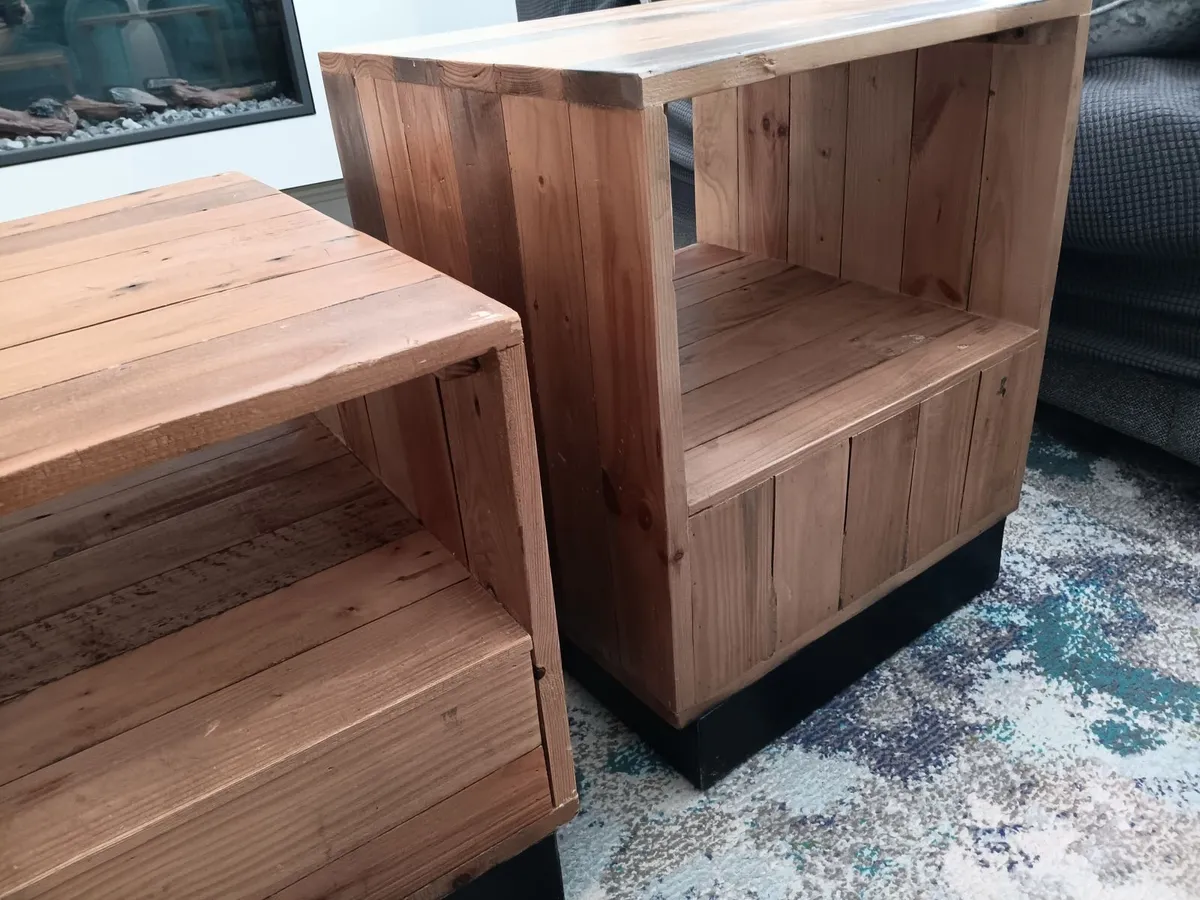 Reclaimed timber storage unit / bedside locker - Image 3