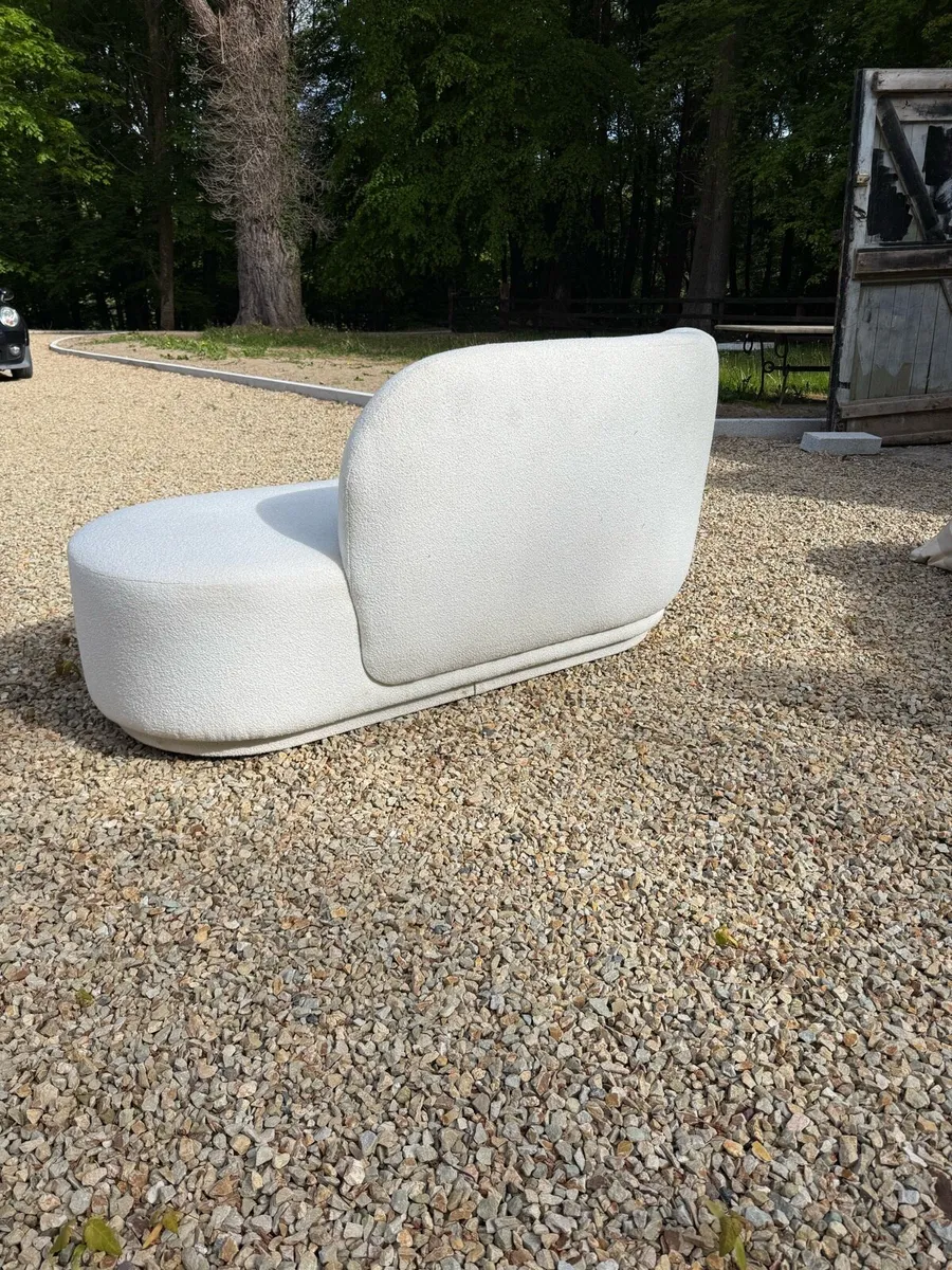 Liang & Eimil Curved Sofa and Arm Chairs - Image 3