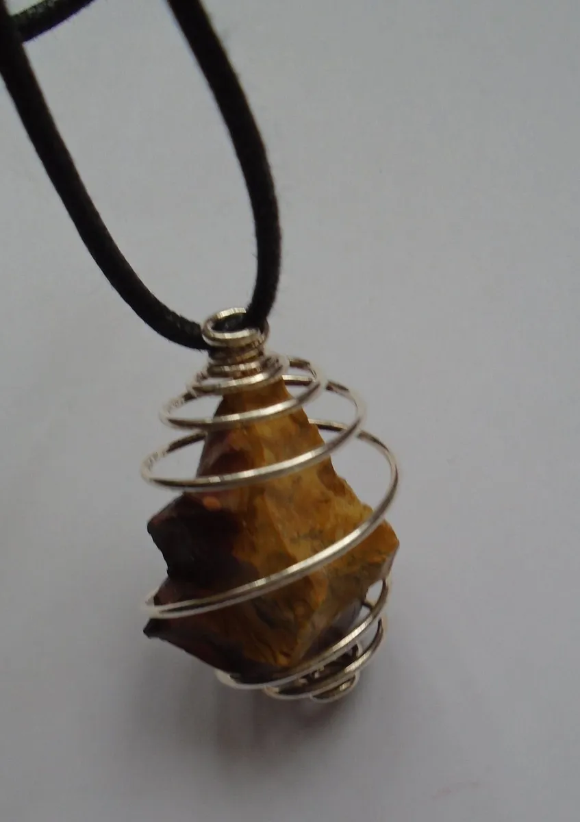 Gemstone pendant, Mookaite, Jewellery - Image 3