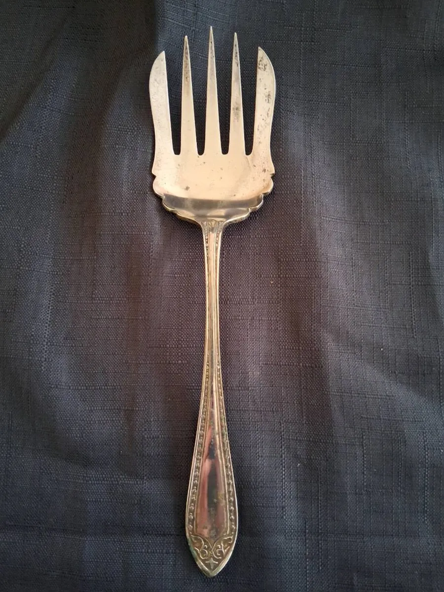 Silver Plated Broad Serving Fork - Image 1