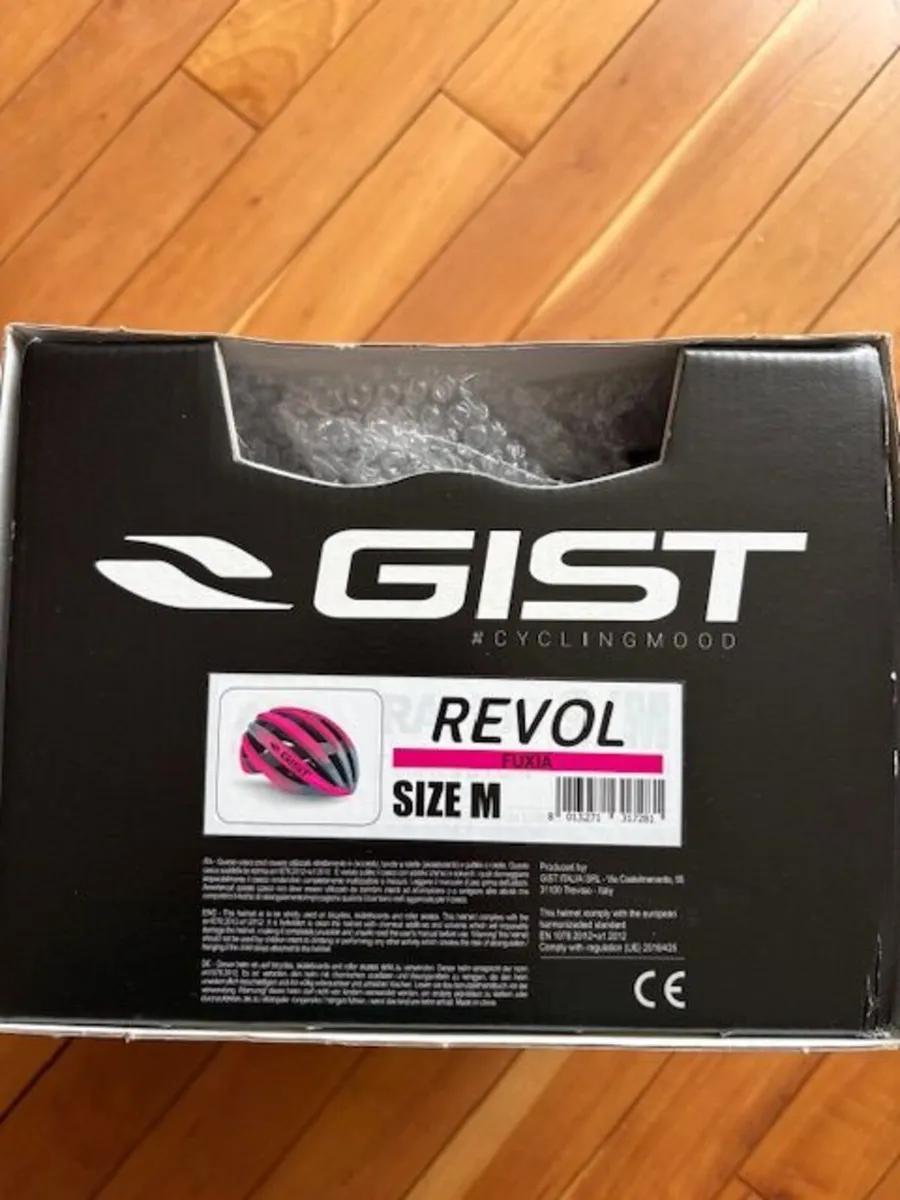 bike helmet - Image 1