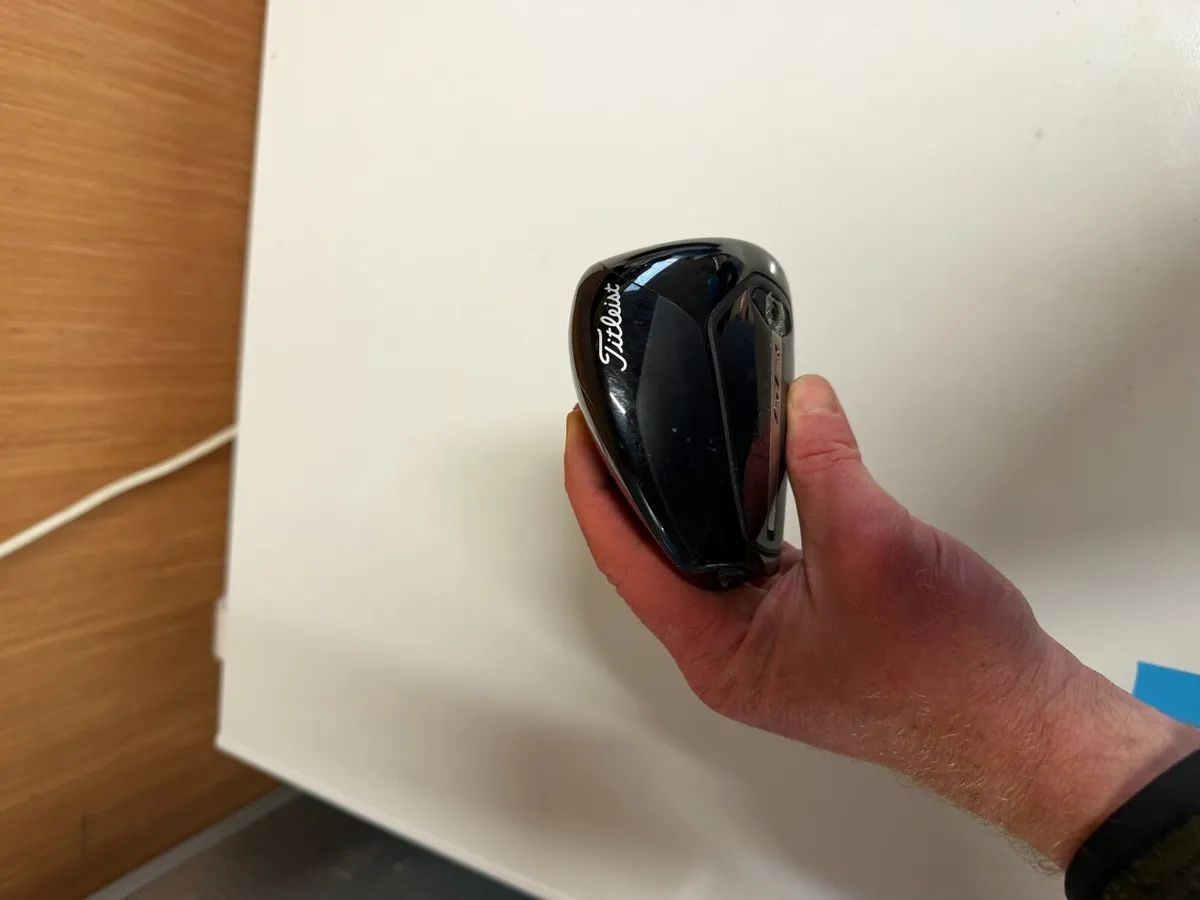 Titleist GT4 - Image 1