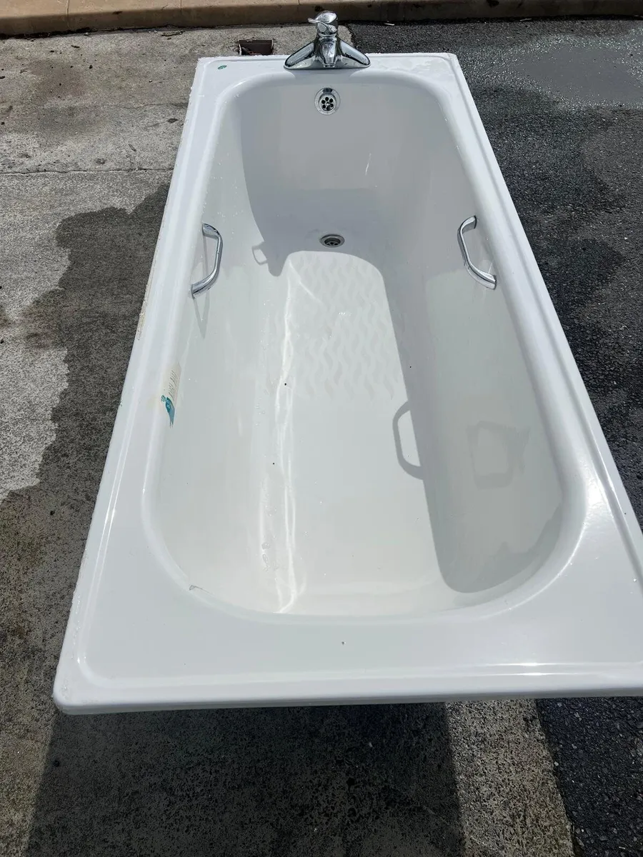 Cast iron bath - Image 4