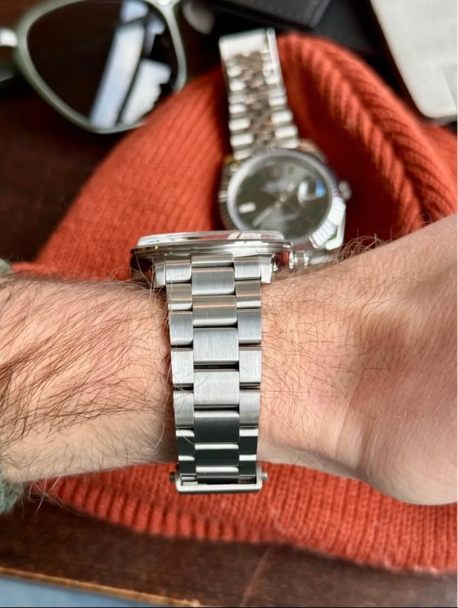 LIMITED EDITION TRASKA VENTURER GMT METEORITE DIAL - Image 4