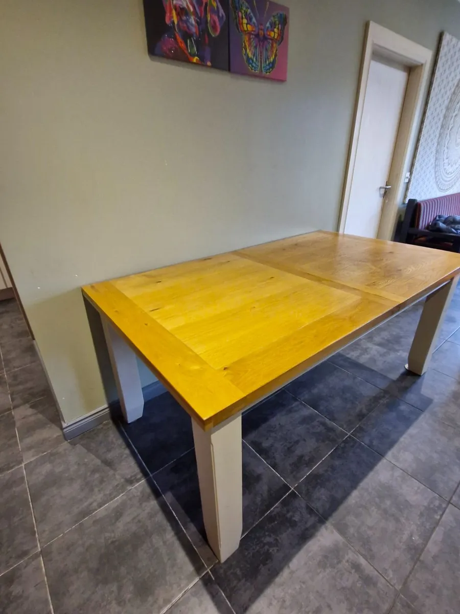 Large extendible table - Image 2