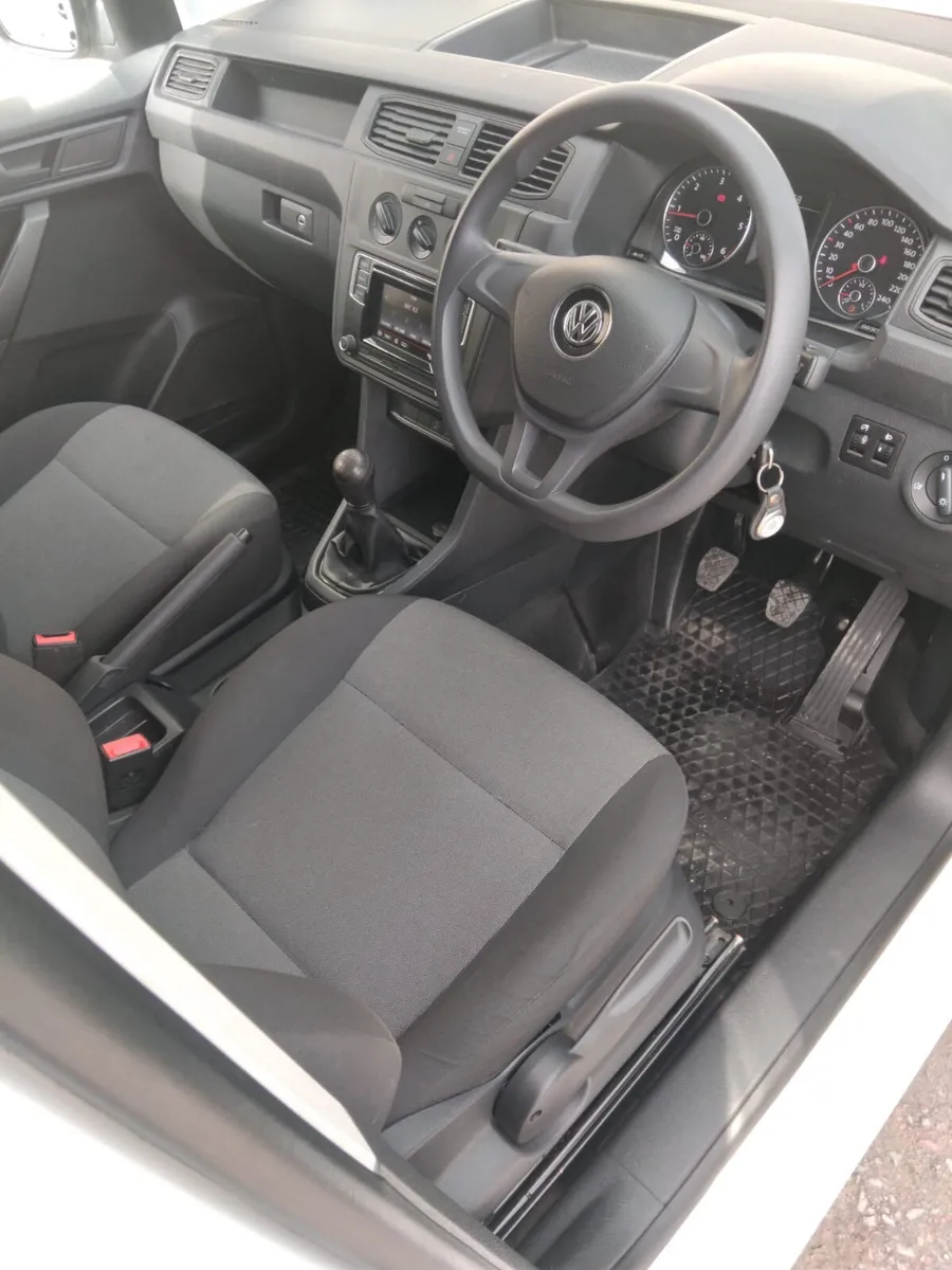 2020 Volkswagen Caddy 2.0TDI - Image 4