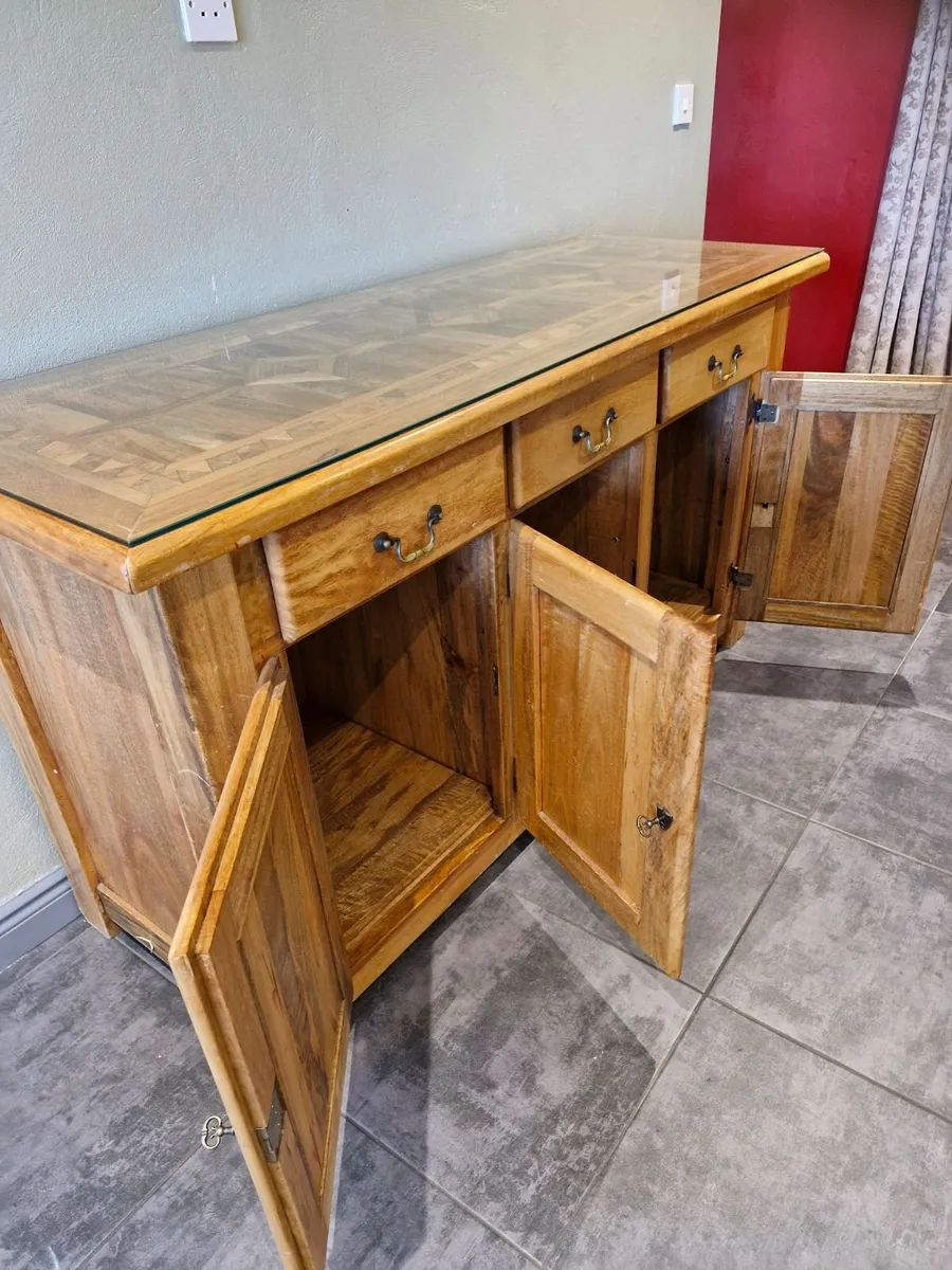 Solid wooden sideboard - Image 2