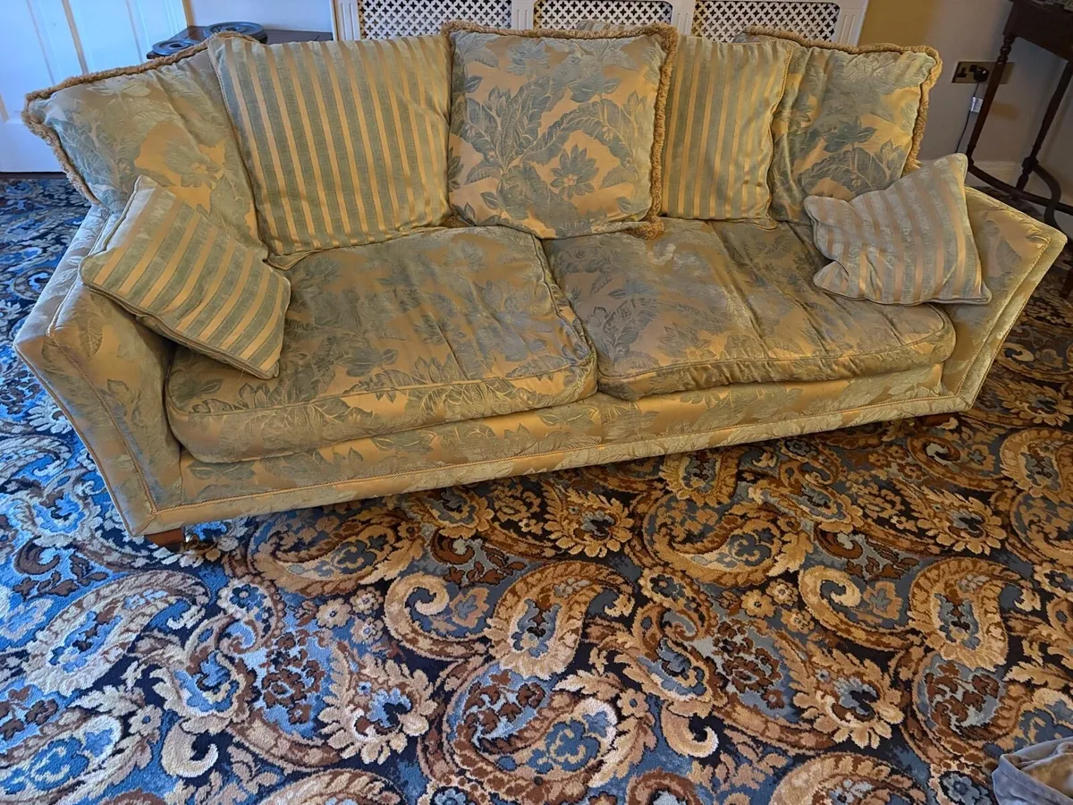 3 seater, 2 seater, 1 seater and matching curtains - Image 2