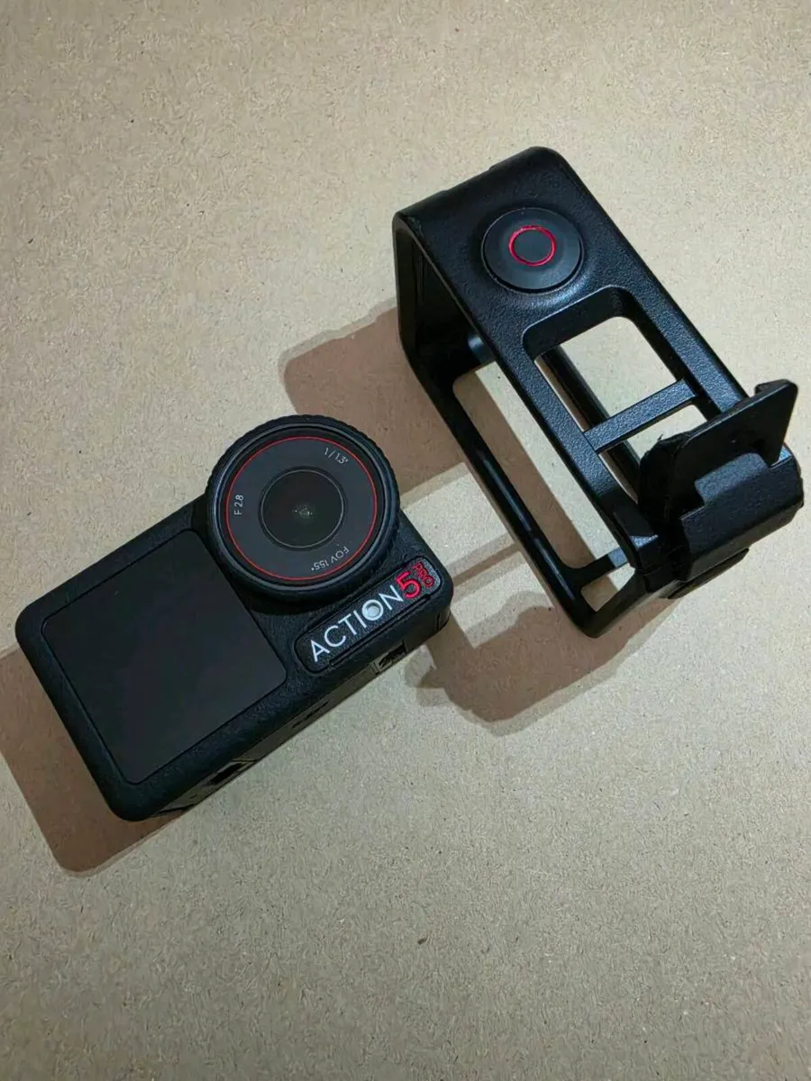 Dji Osmo Action 5pro camera And accessories - Image 1