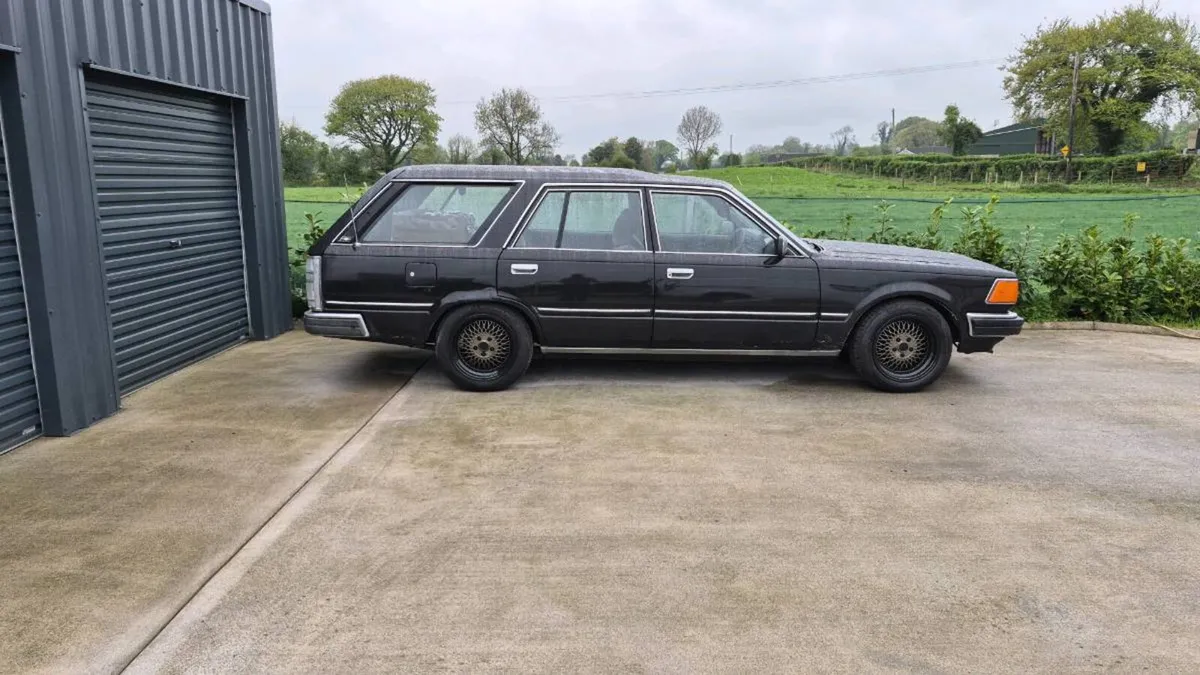 Nissan 300c estate - Image 1