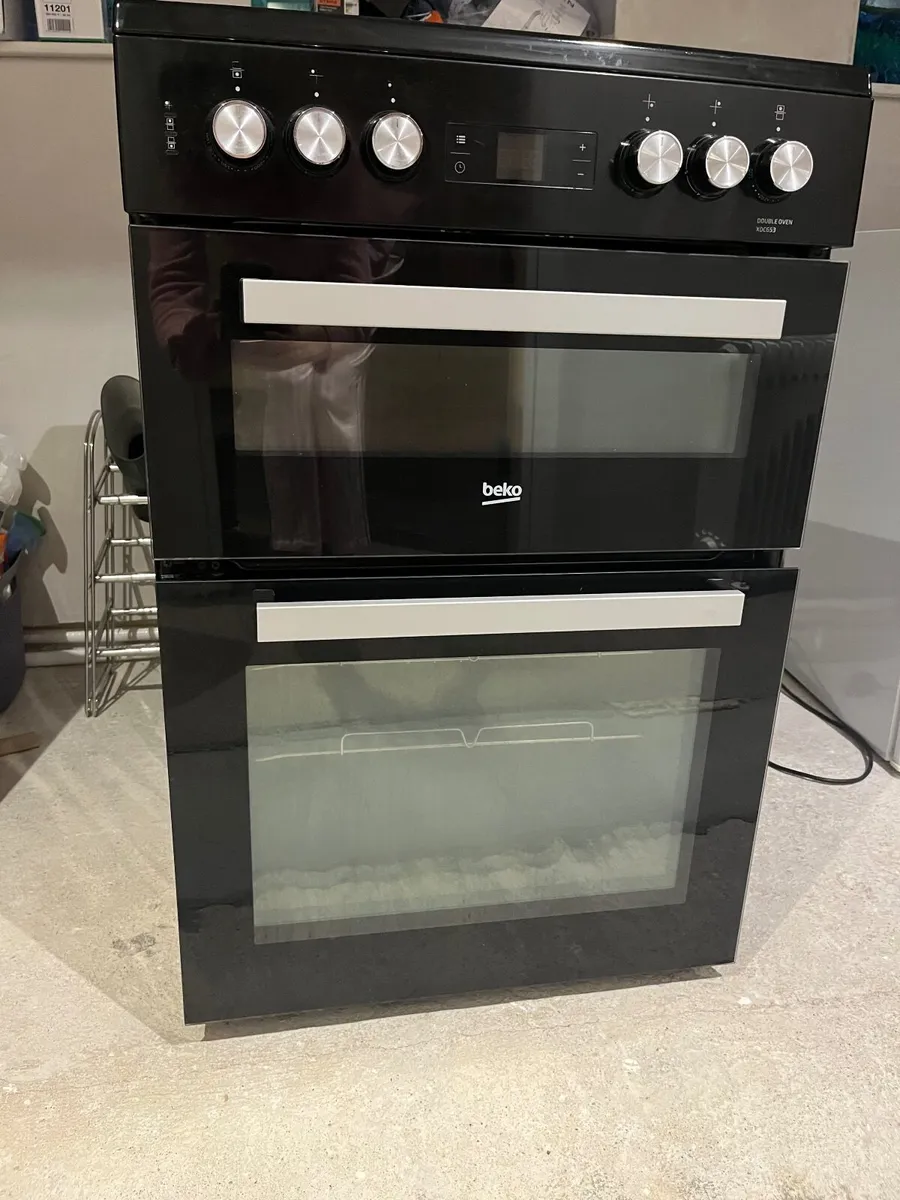 Beko oven/grill and hob - Image 1