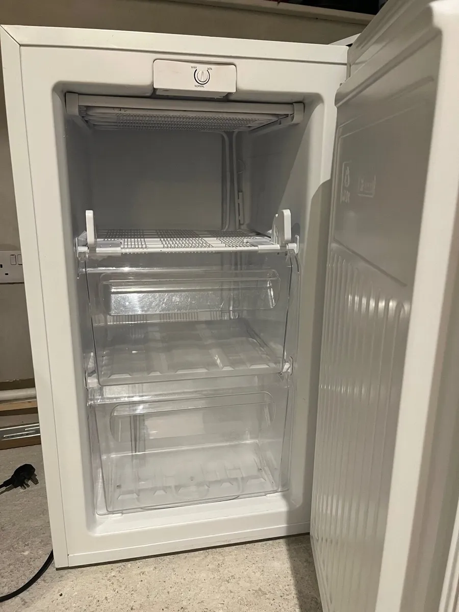 Freezer - Image 2