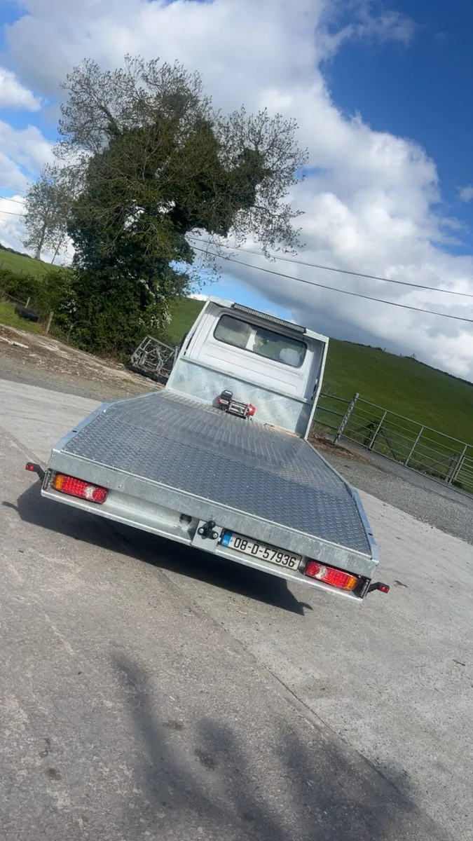 Recovery truck - Image 4