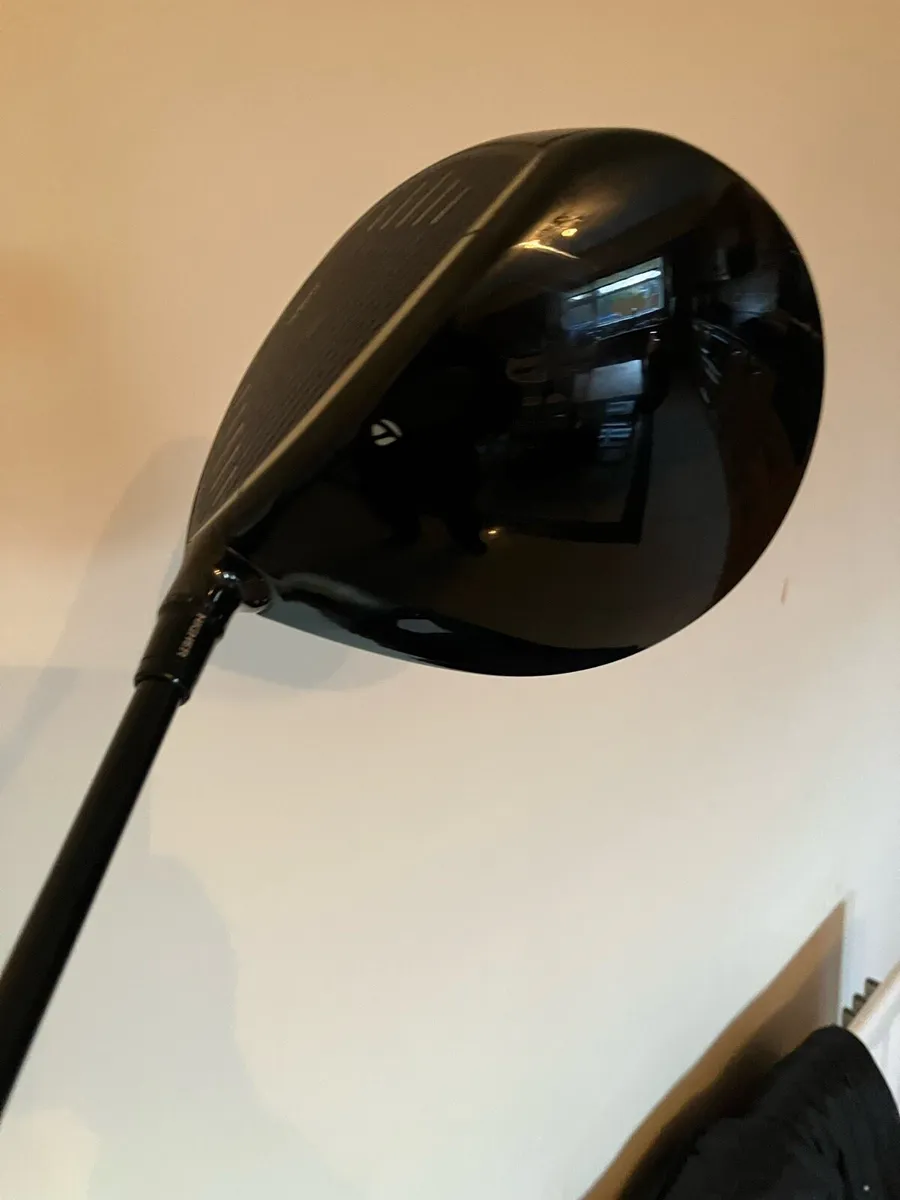 Taylormade qi10 driver - Image 1