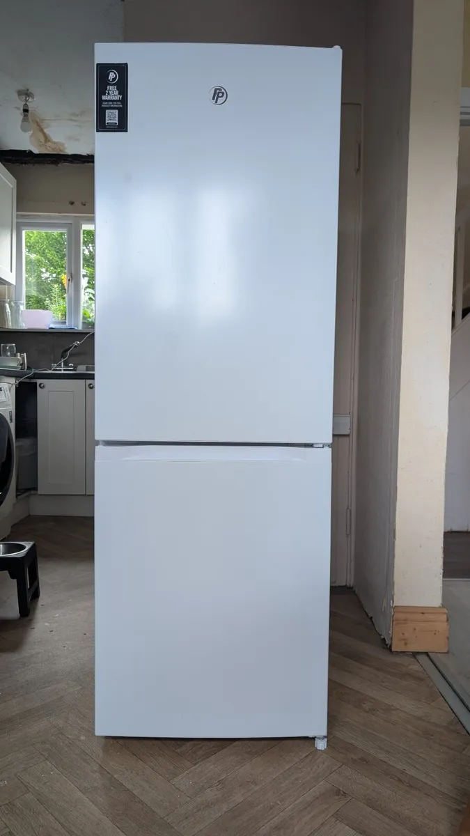 Fridge/freezer - Image 1