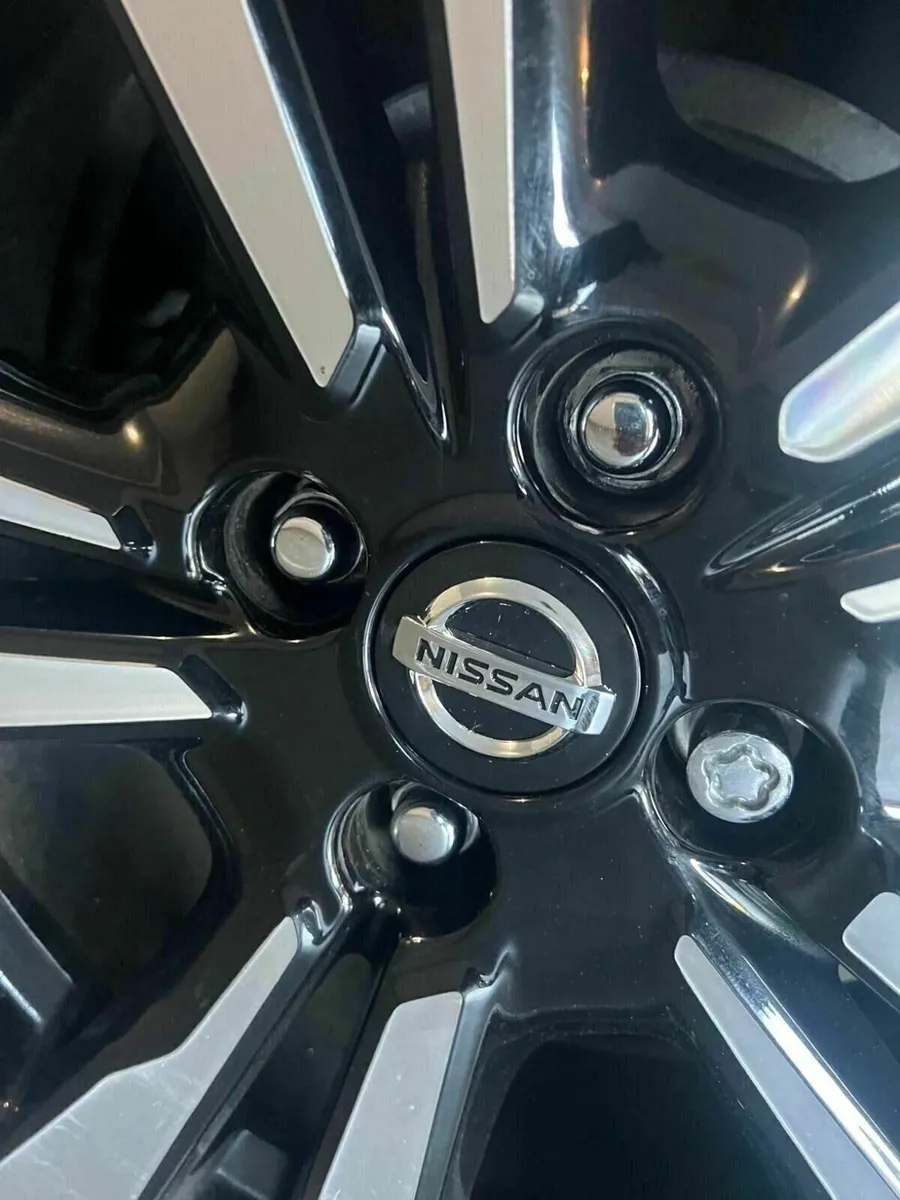 4 x Nissan Centre Caps - FREE POST - Image 2