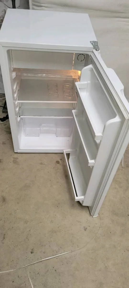 Fridge/freezer - Image 1