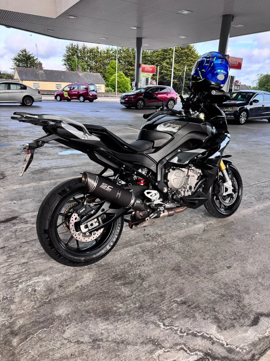BMW S1000XR 2019 Spotless Low Miles - Image 2