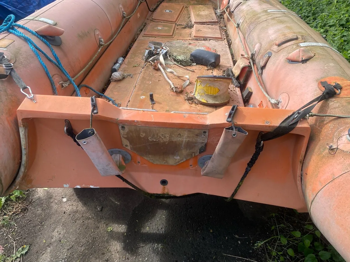 THREE BOATS MUST GO!! - Image 2