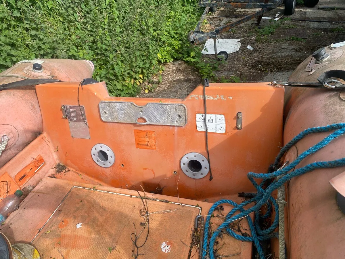 THREE BOATS MUST GO!! - Image 3