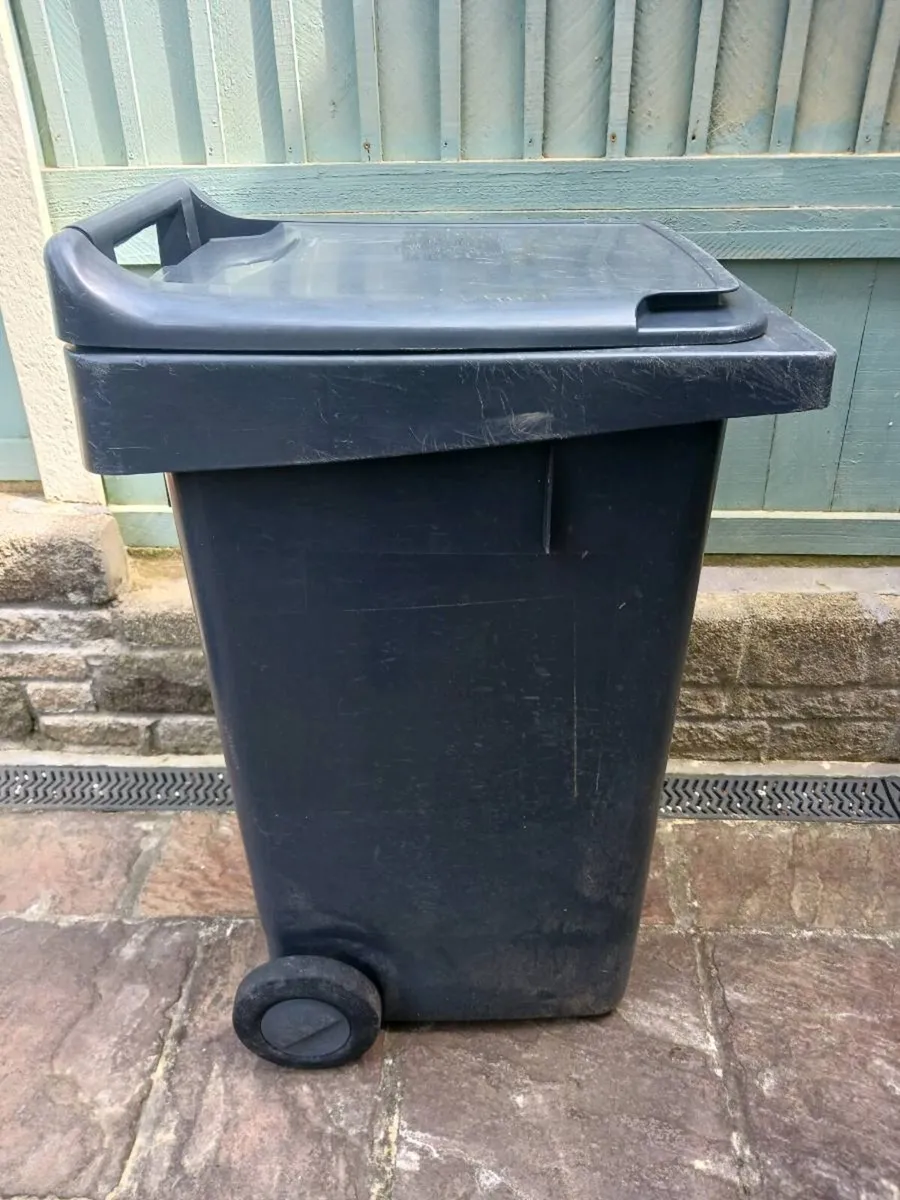 Wheelie bin - Image 2