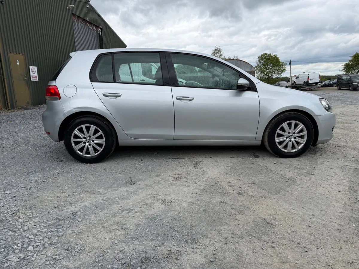 2012 Golf 1.2 petrol - Image 3