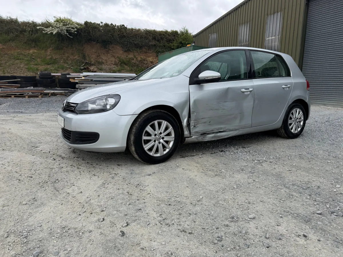 2012 Golf 1.2 petrol - Image 4
