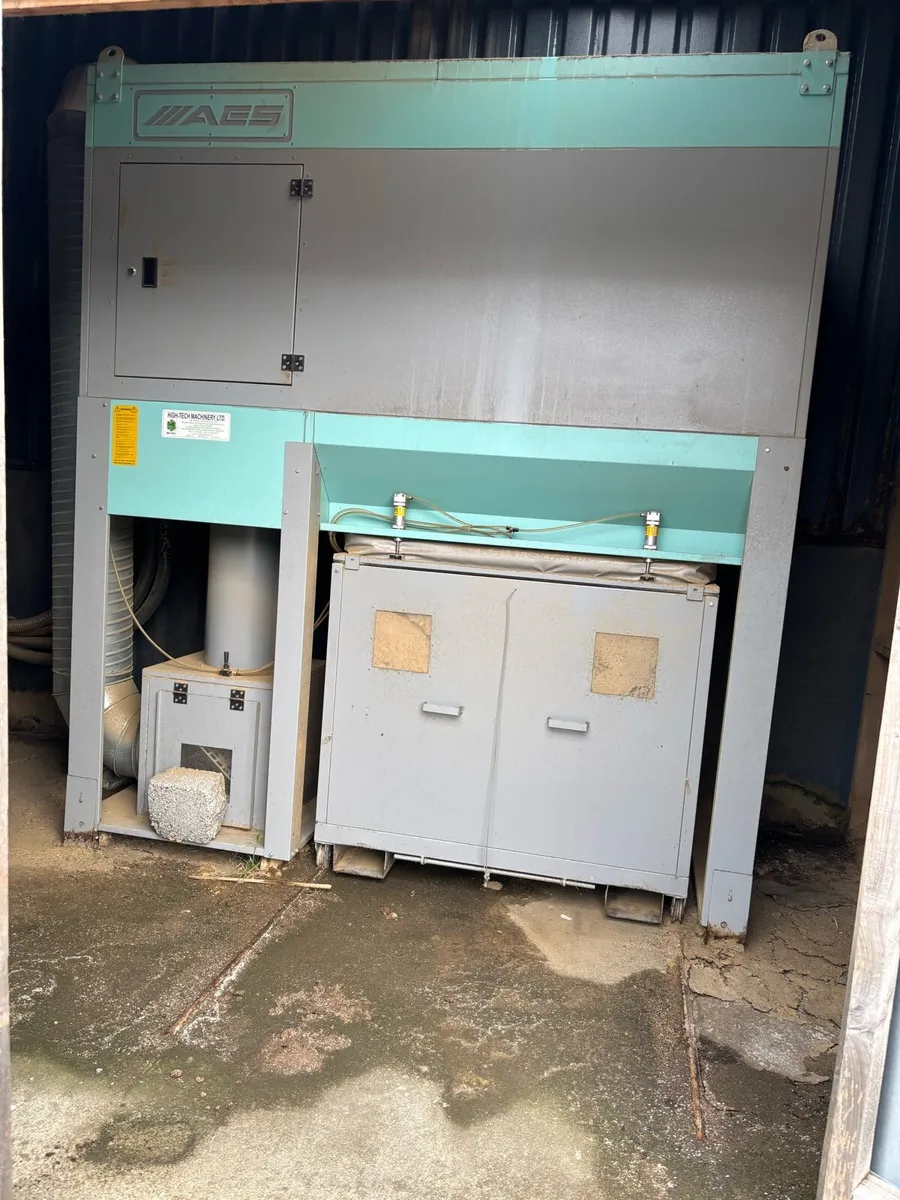 AES Mechanical dust collector - Image 1