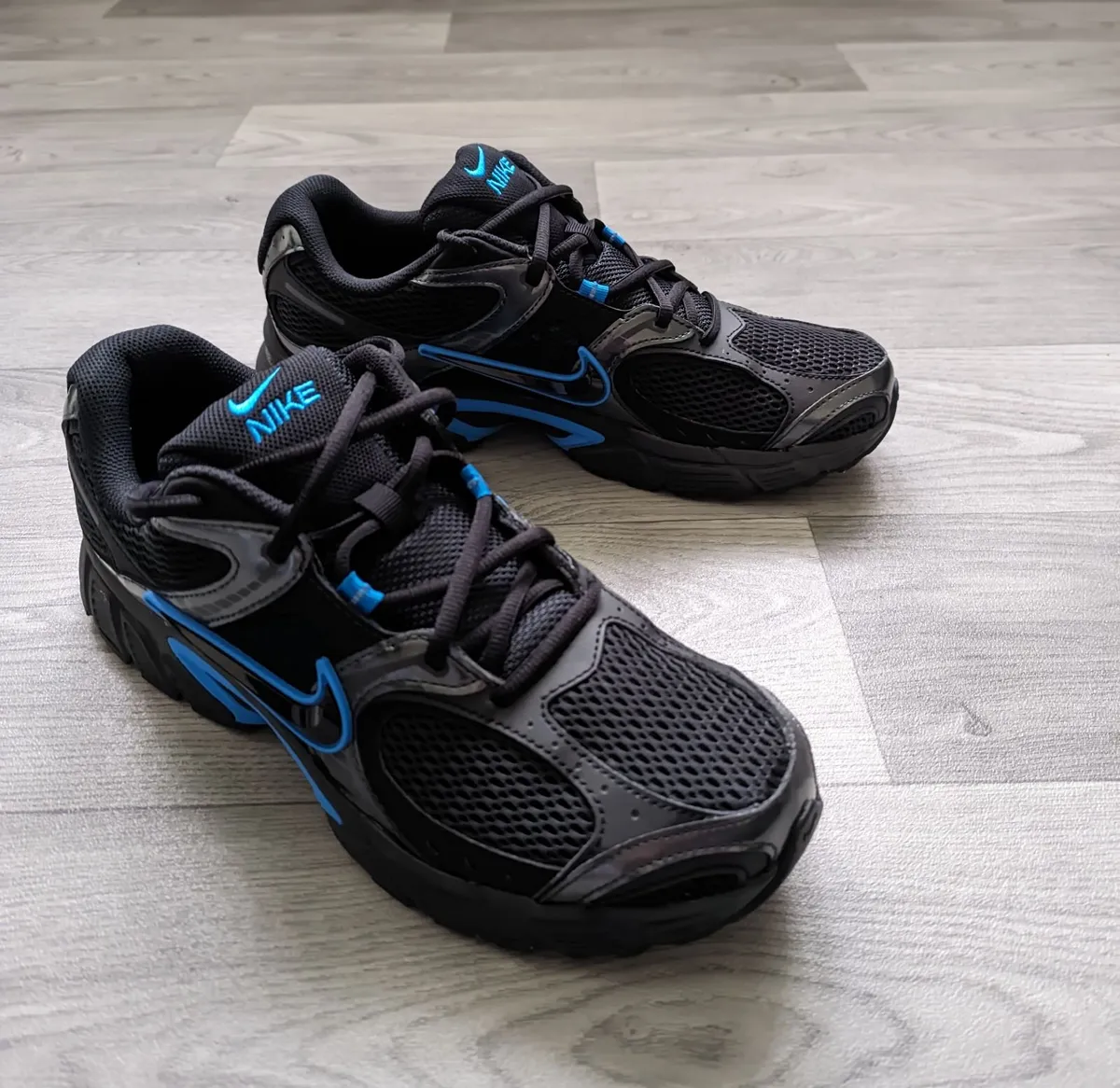 Nike Uk10/eu45 - Image 2