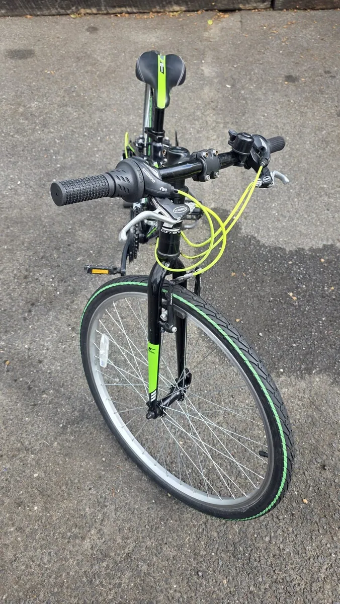 Carrera 26” Bike  Like New - Image 3