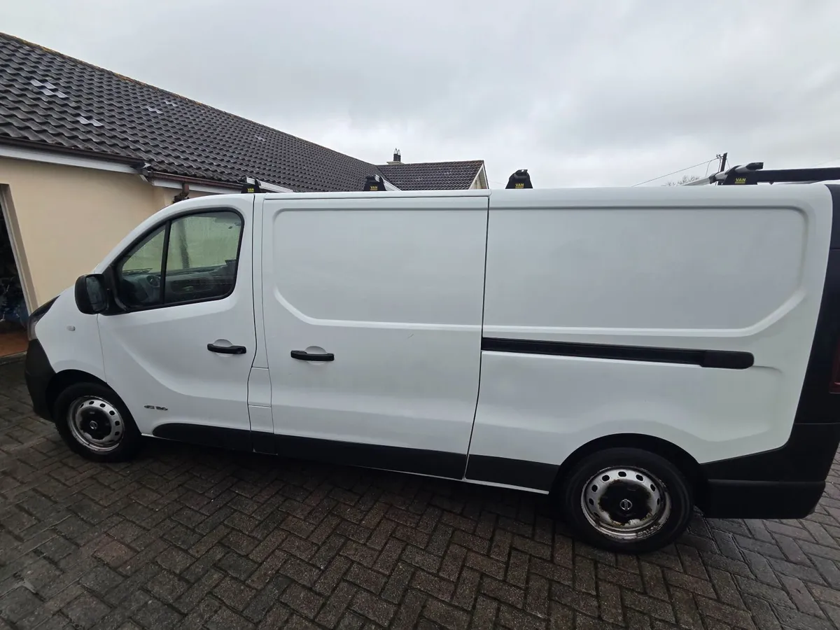 Nissan NV300 2018 - Image 3