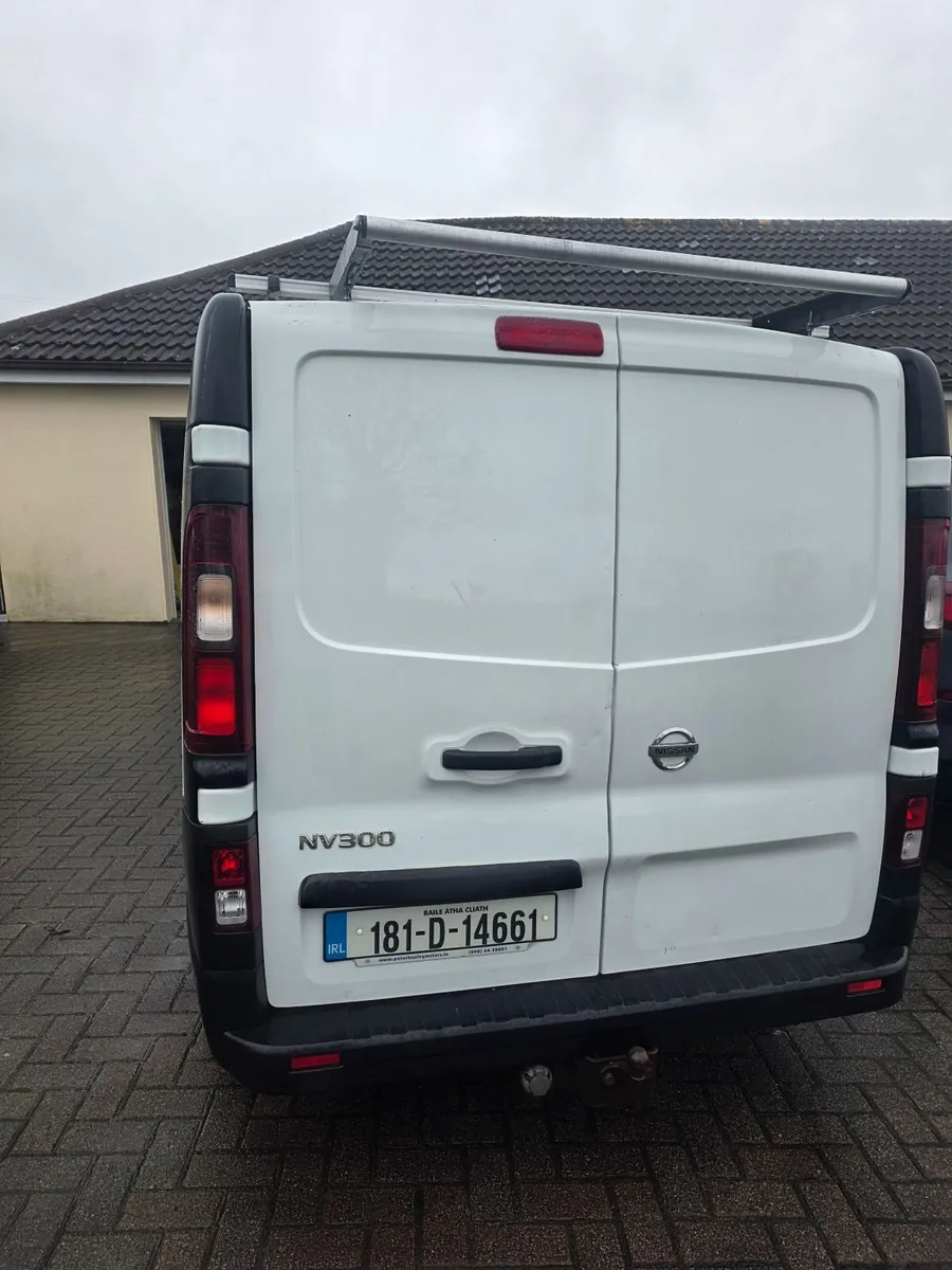Nissan NV300 2018 - Image 2
