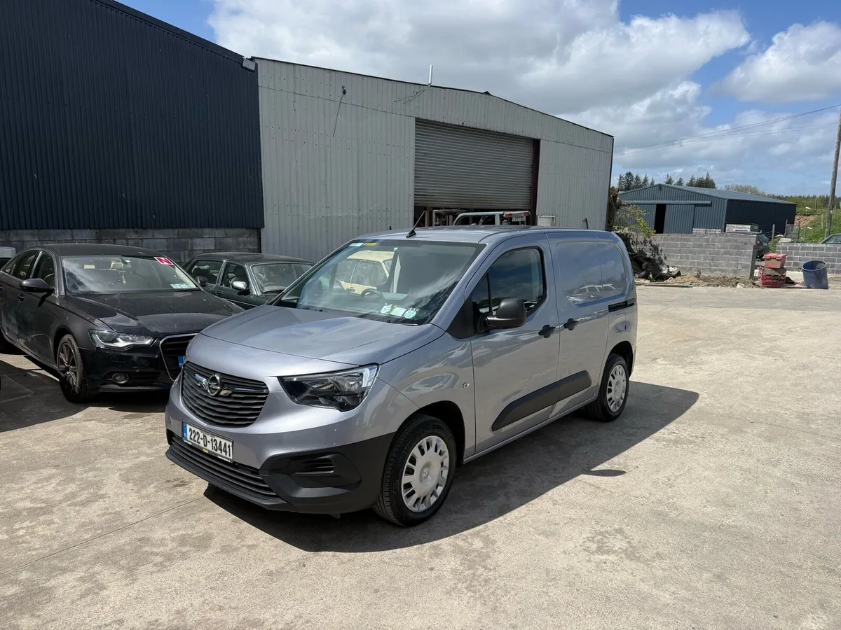 2022 Opel combo - Image 2