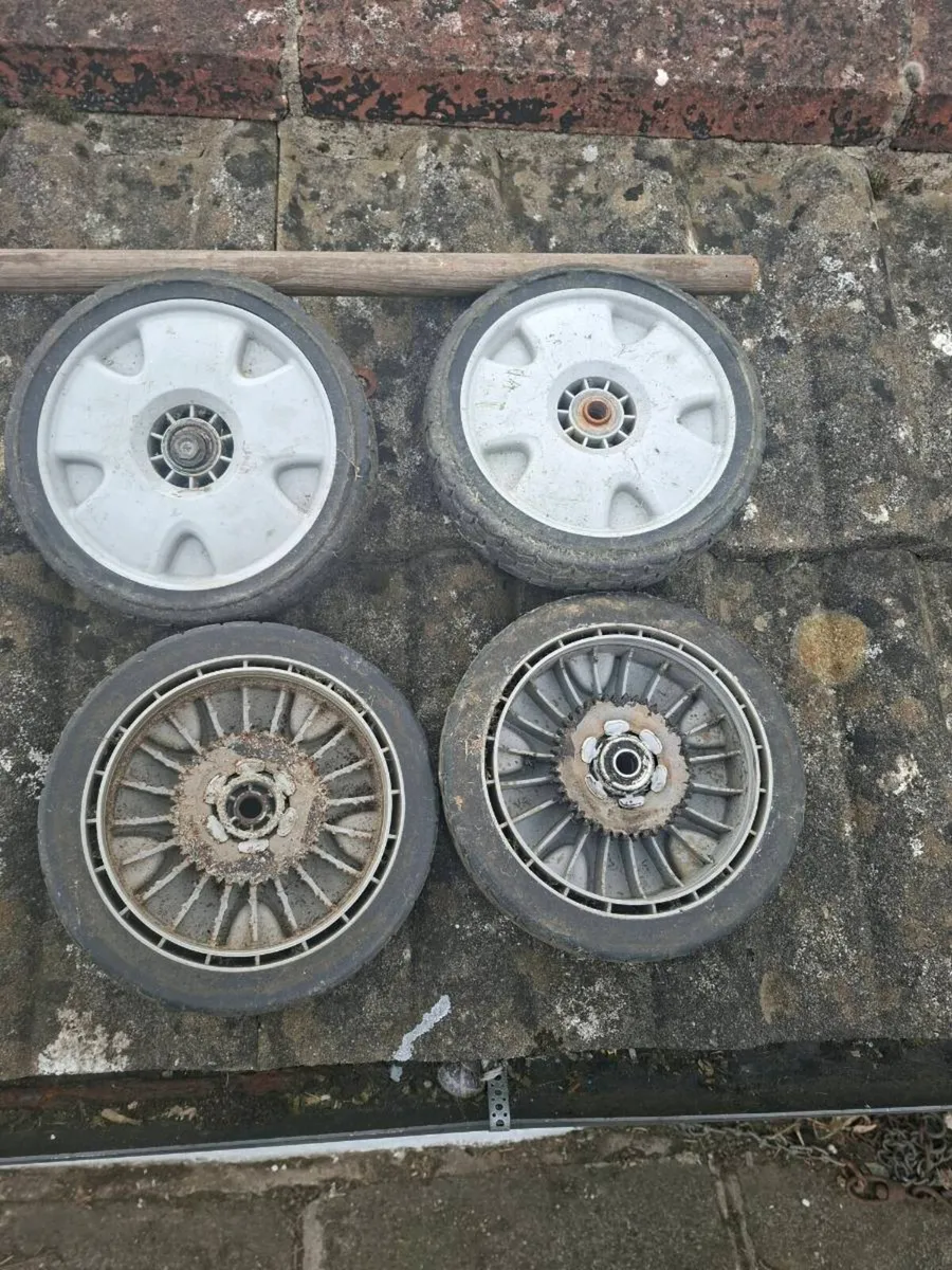 Honda  lawnmower  wheels