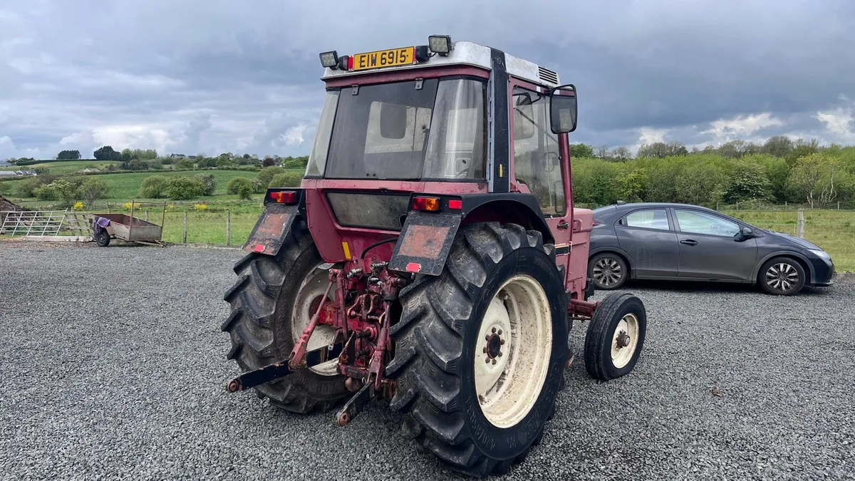 International 885XL - Image 4