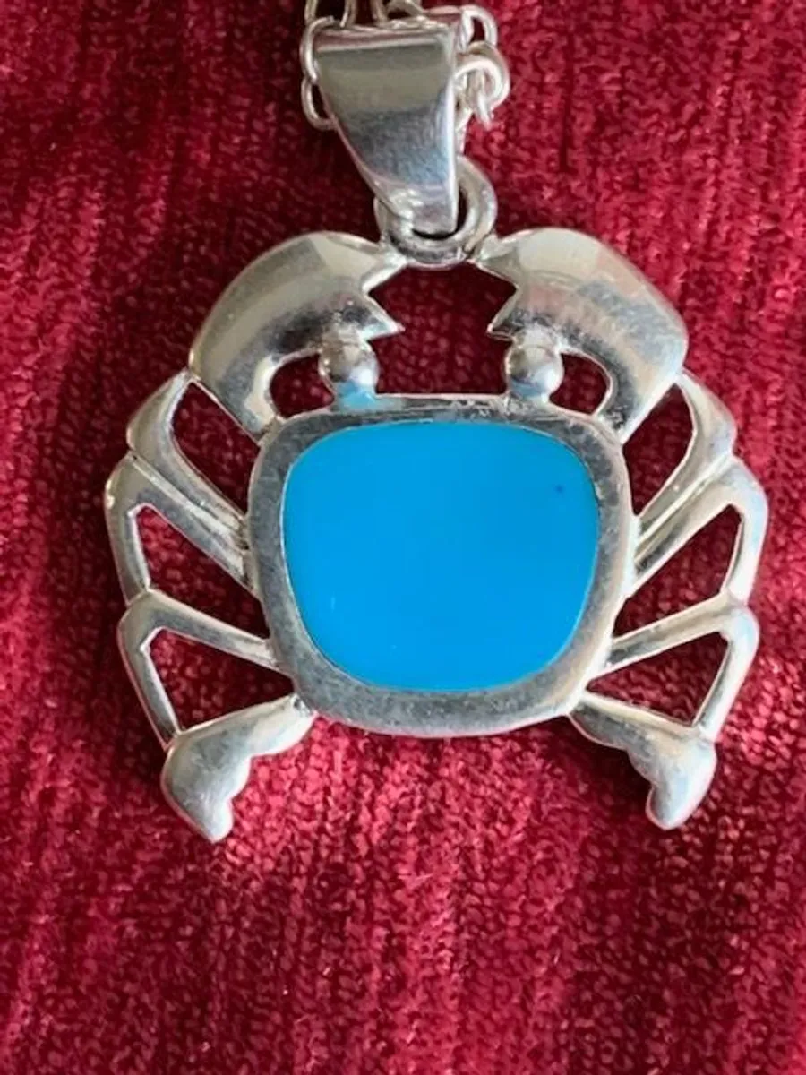 Silver Cancer sign pendant - Image 1