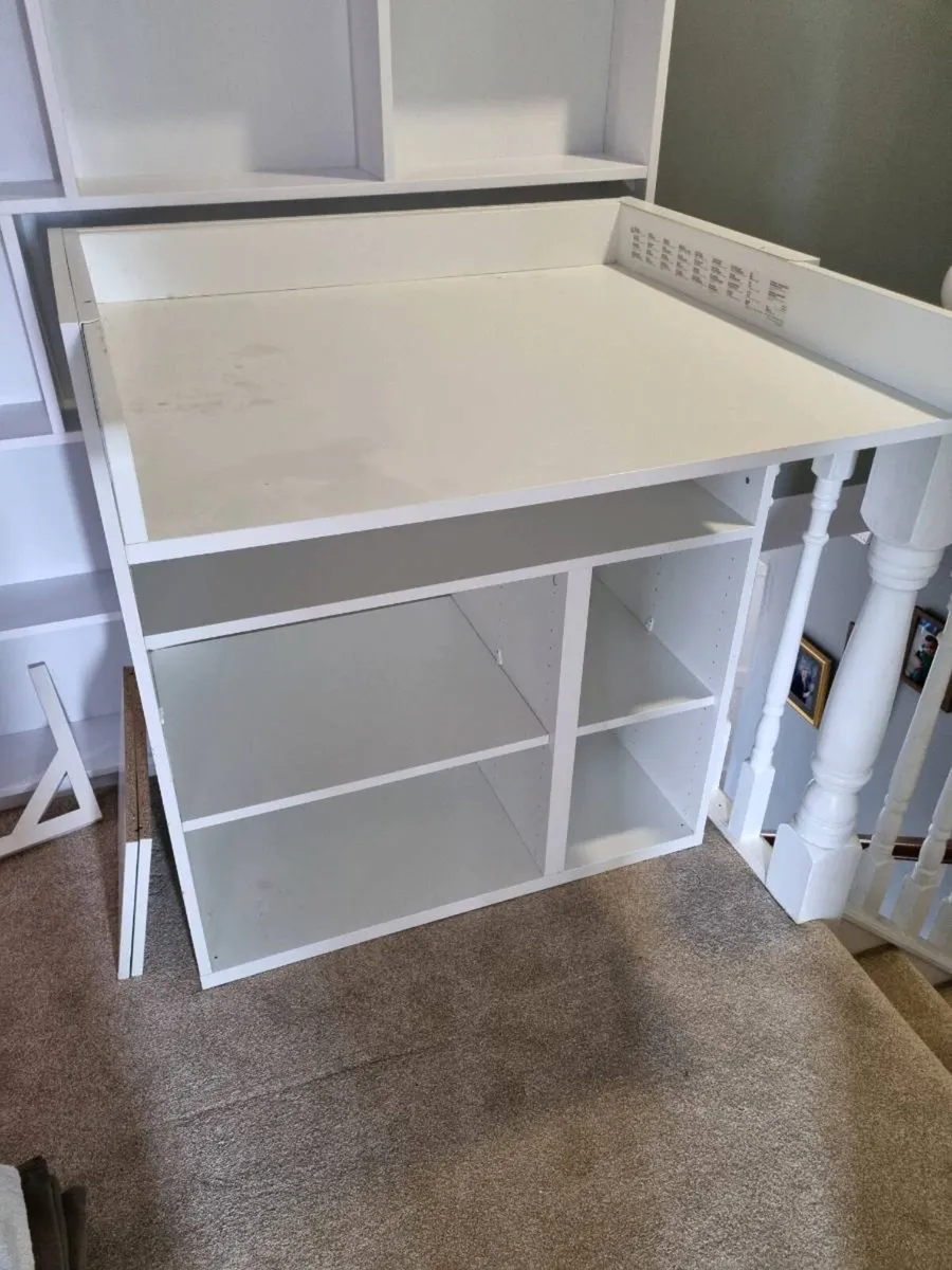 Baby changing table - Image 2