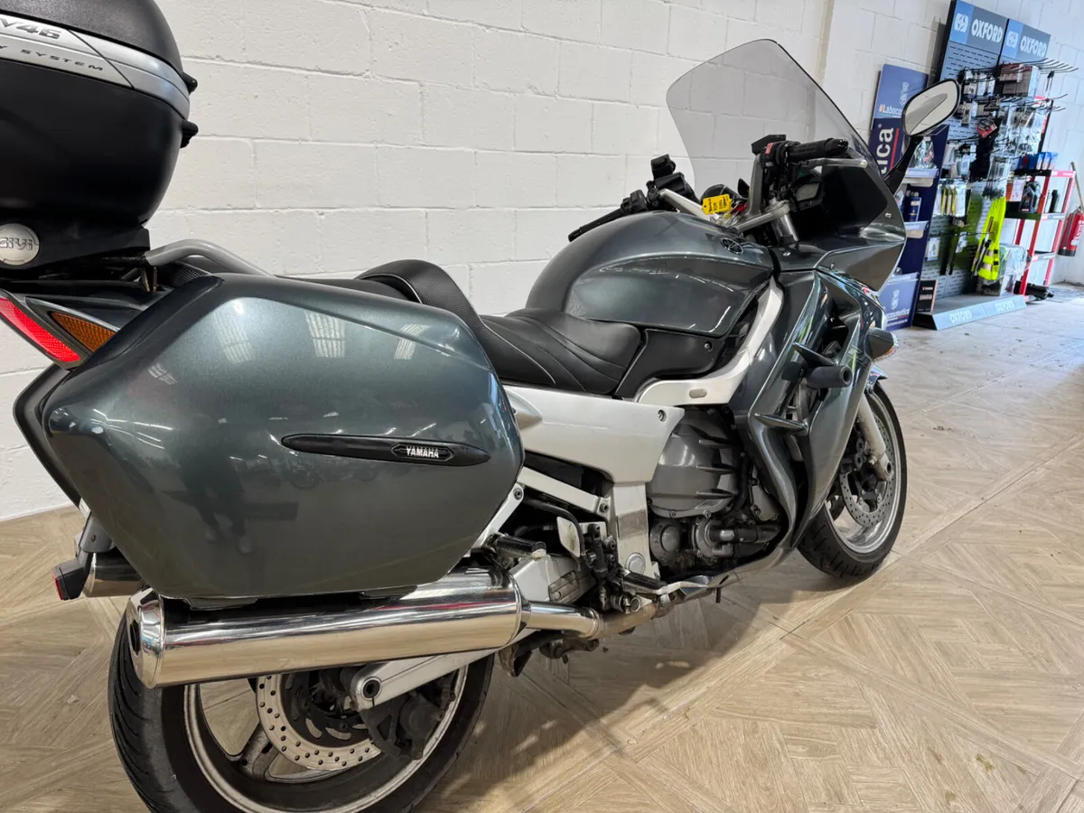 YAMAHA FJR1300 - Image 4