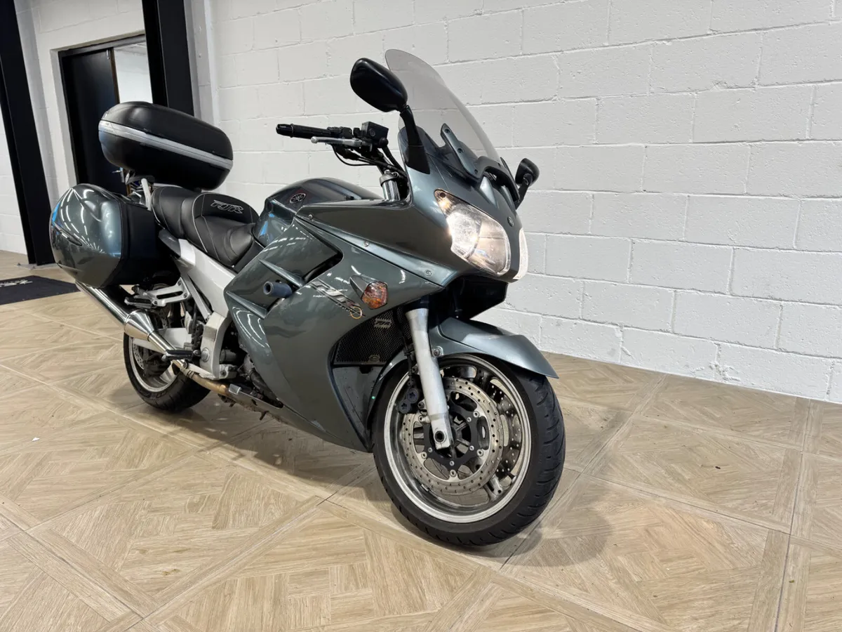 YAMAHA FJR1300 - Image 1
