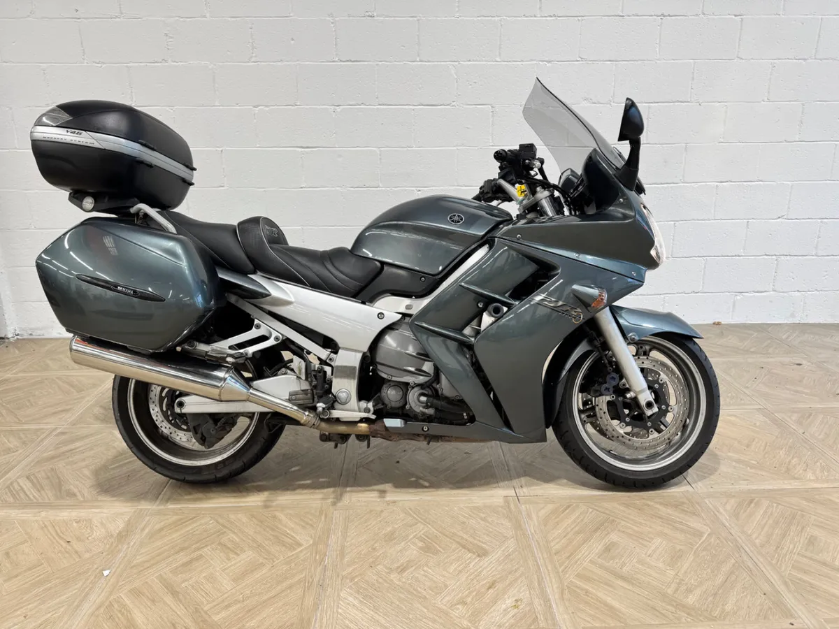 YAMAHA FJR1300 - Image 2