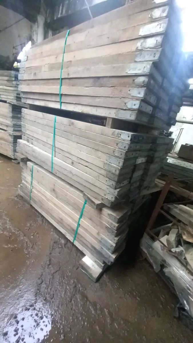 Large selection of graded planks8fts,6fts,5fts - Image 4